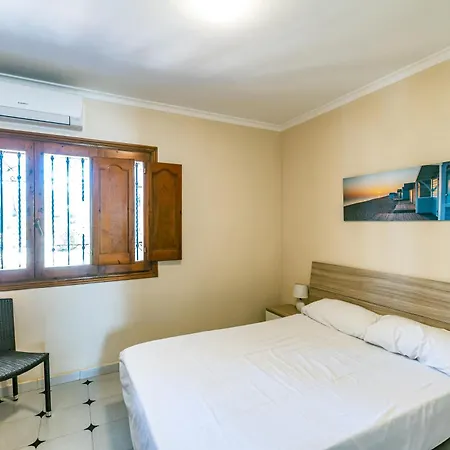 Primera Linea De Playa, Bahia Azul B-33